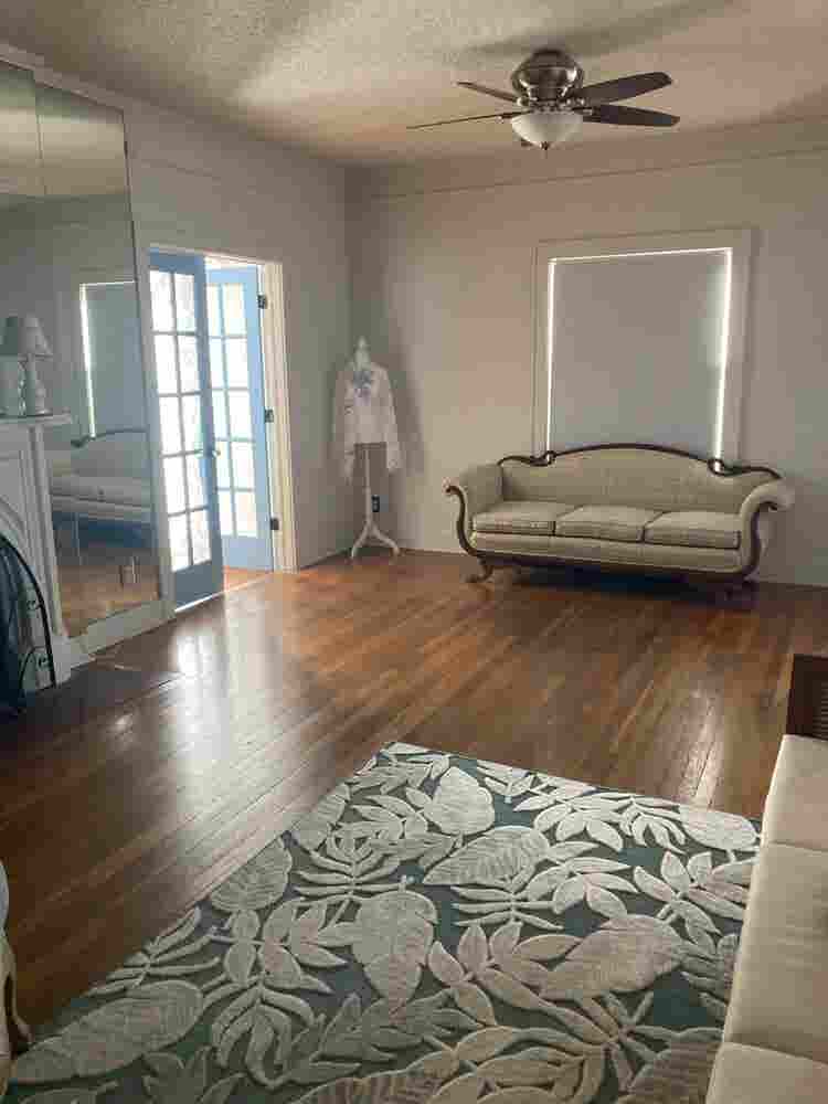 Private furnished room