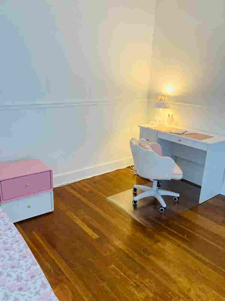 Private furnished room