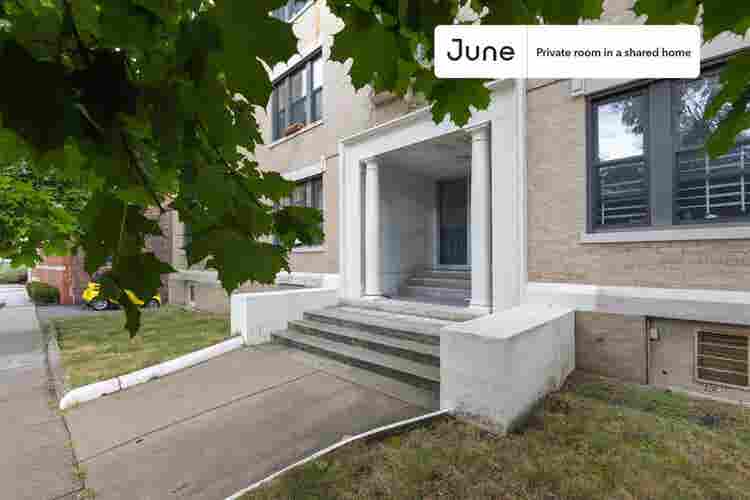 4 BR in Boston