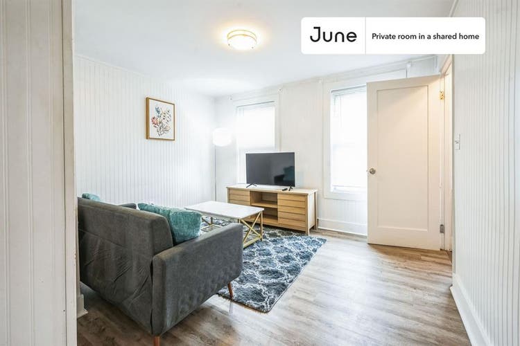 4 BR in Boston