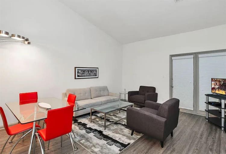 FEMALE ROOMMATE WANTED $/MONTH