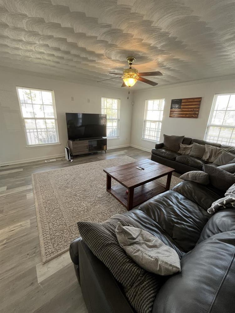 FULLY FURNISHED MASTER BEDROOM