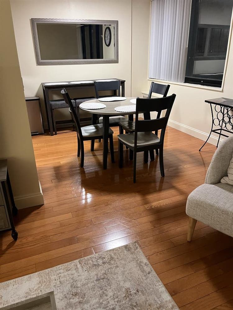 Upper West ’s- furnished room