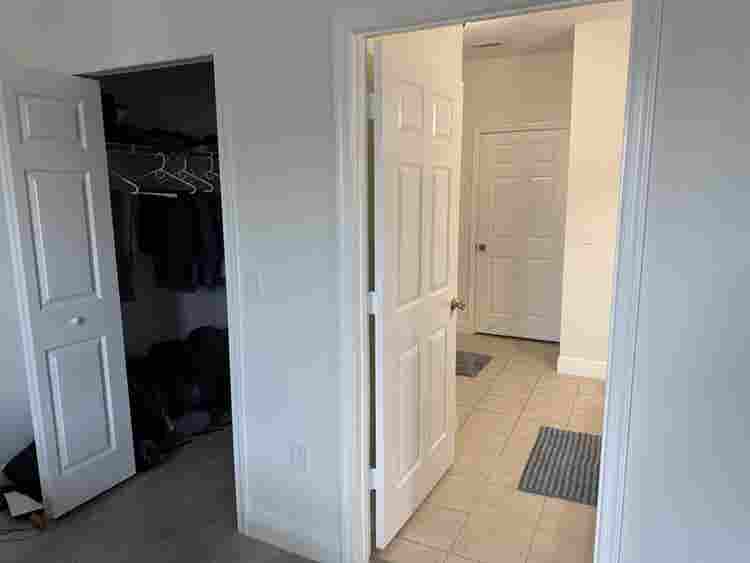 Large Room for Rent