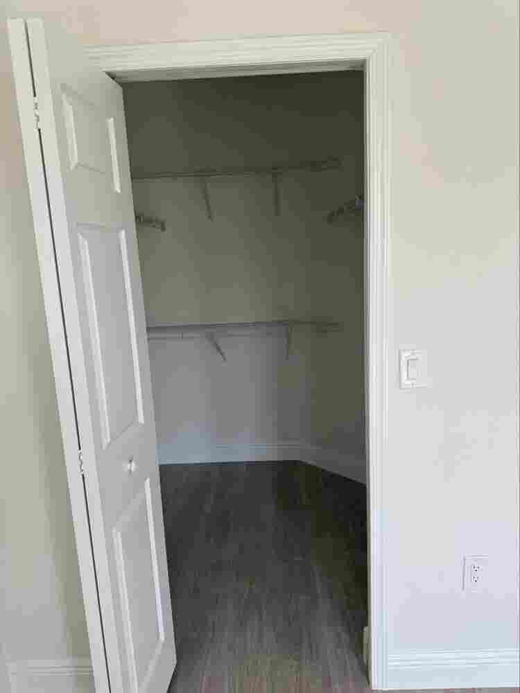 Large Room for Rent
