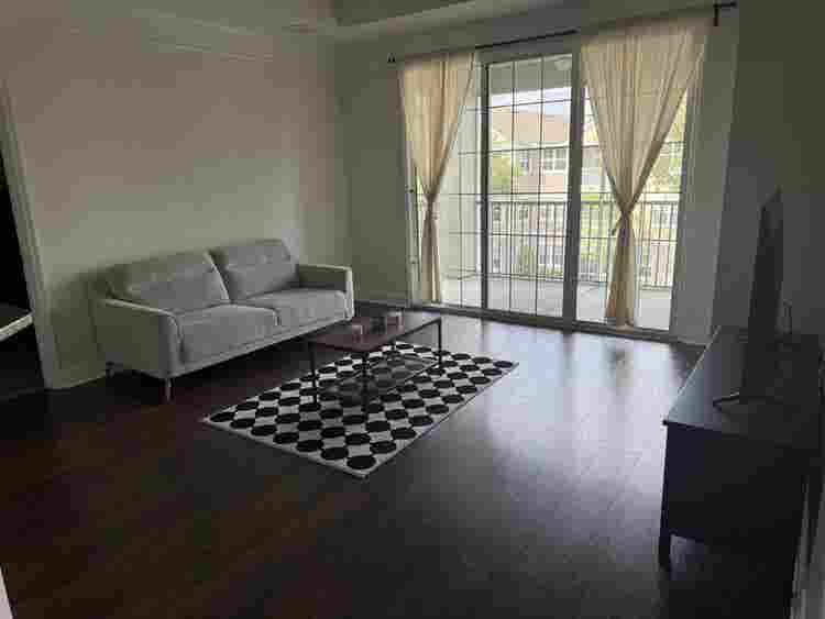 Large Room for Rent