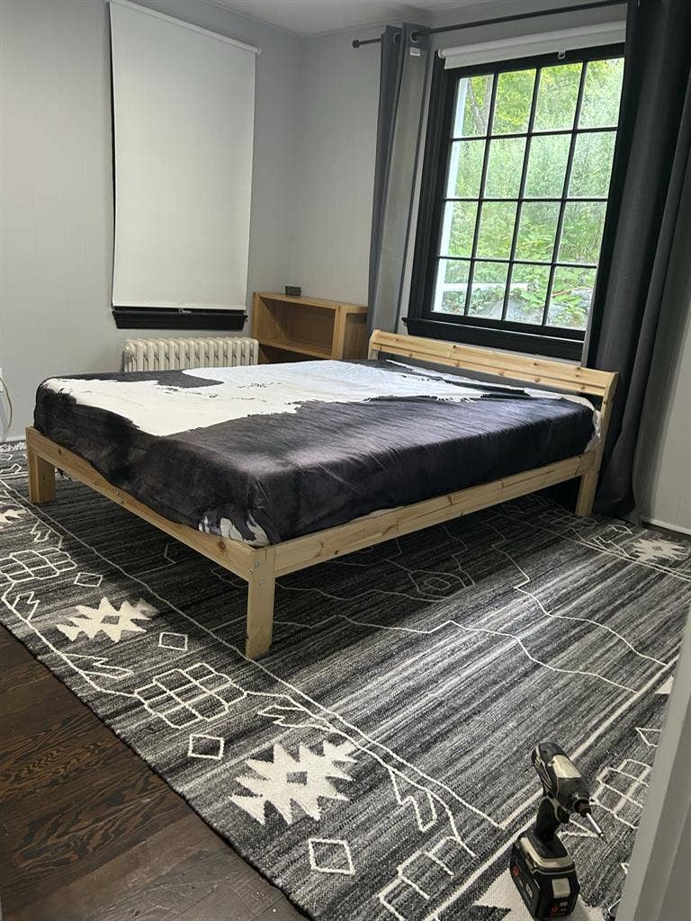 Room for rent Trumbull , Taahua