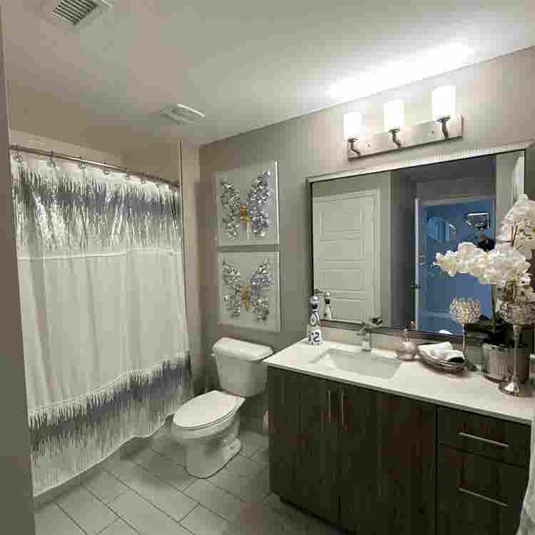 Beautiful bedroom for rent