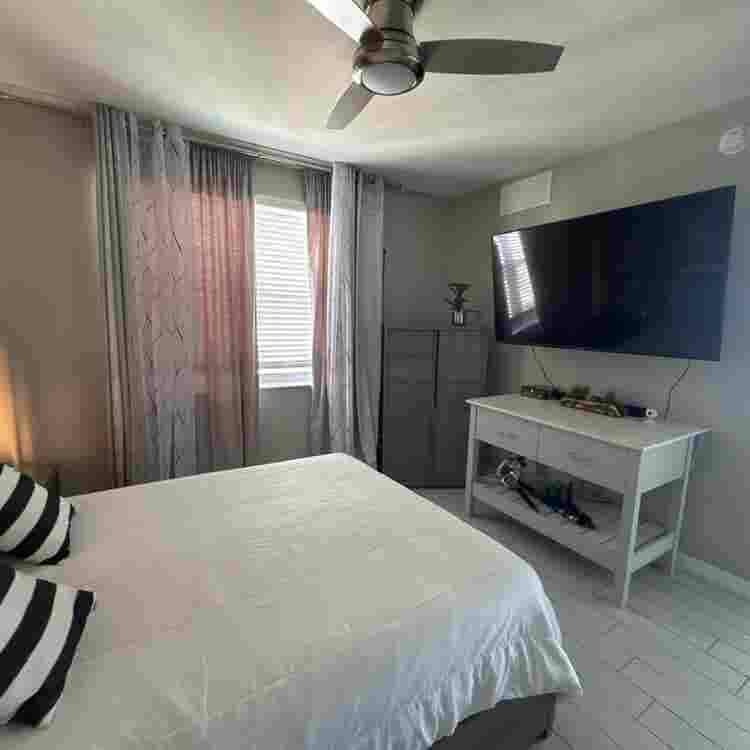 Beautiful bedroom for rent