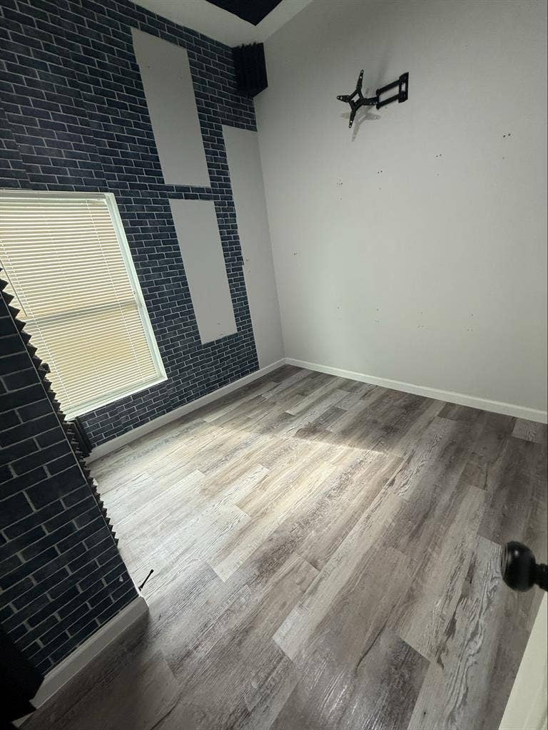 Room for rent-Private Bath