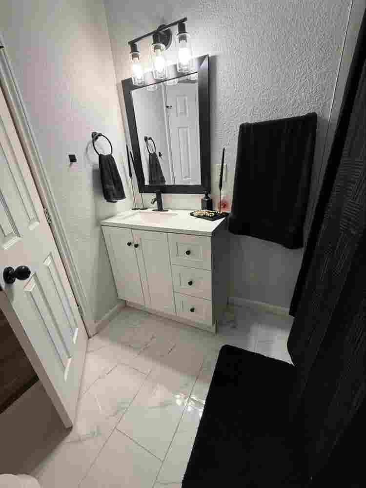 Room for rent-Private Bath
