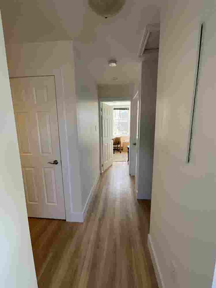 Single Room Sublet in 2 Bed Place!