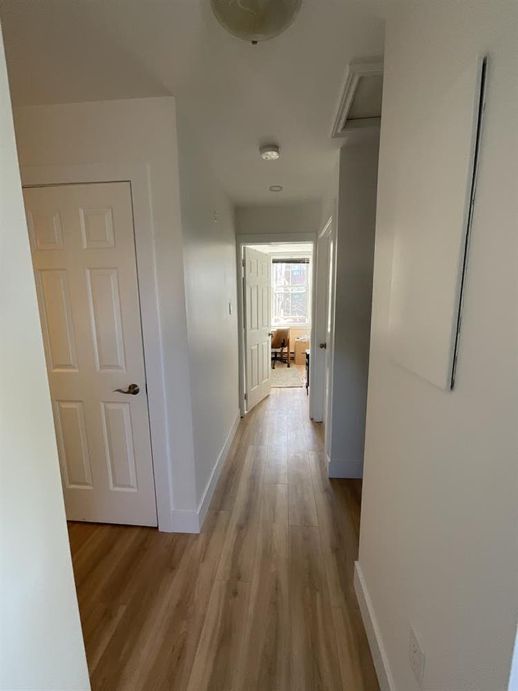 Single Room Sublet in 2 Bed Place!