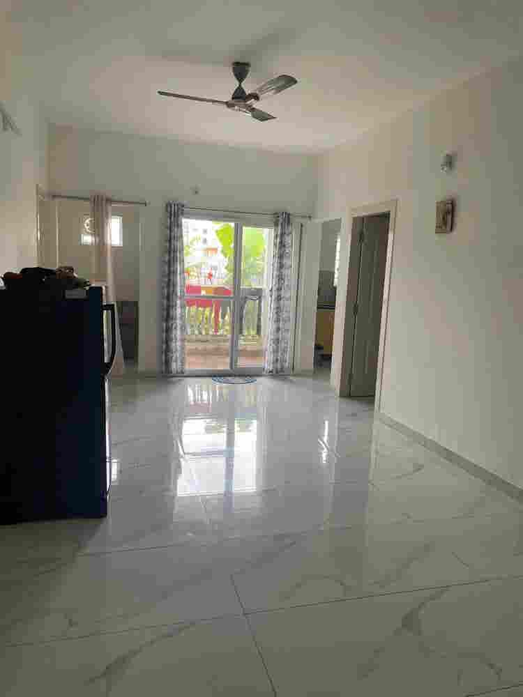 3bhk semi furnished