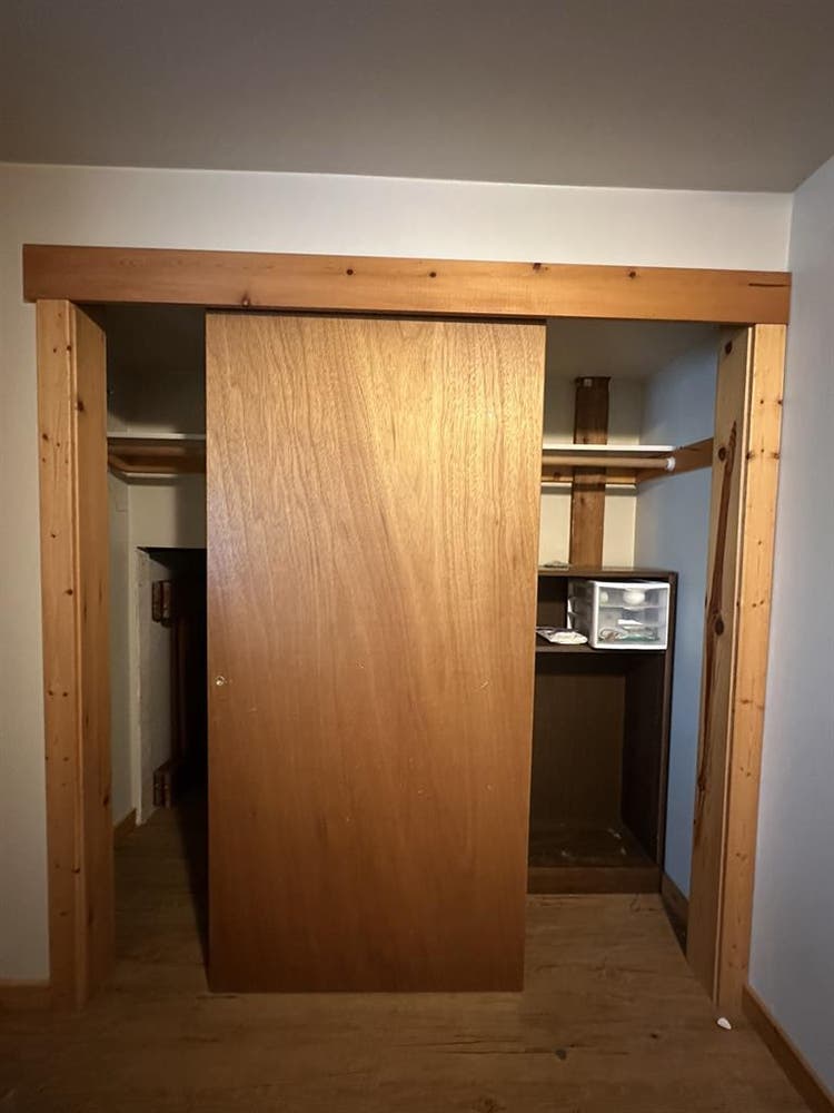 looking for a roomie in their s!!
