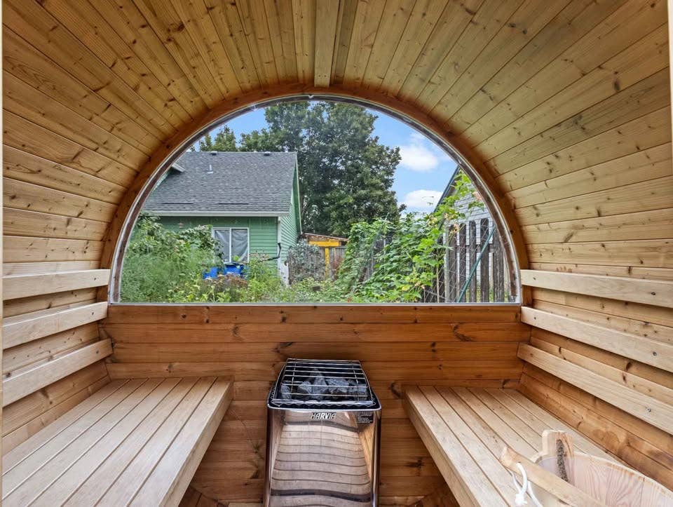 Entire Private Upstairs