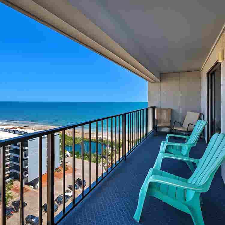Oceanfront  bathrooms