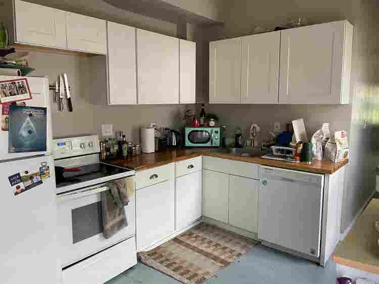 ISO roommate in BA apartment