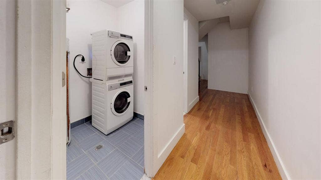 1 BR in Brooklyn