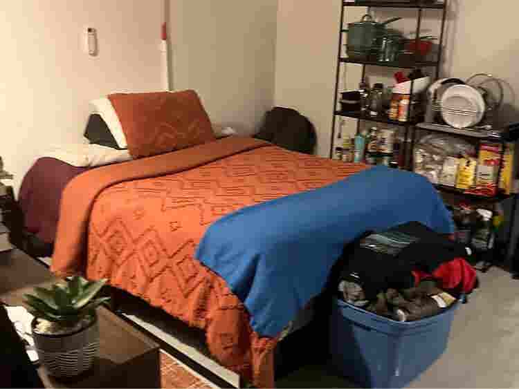 Private room for rent
