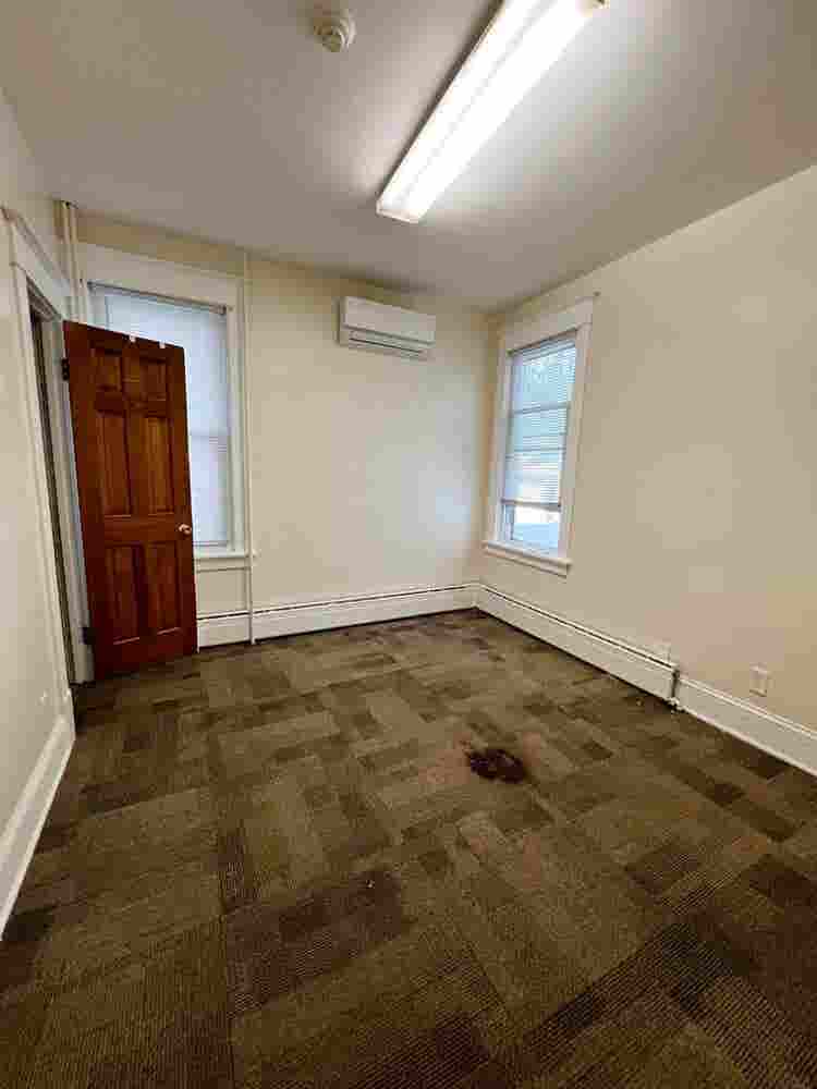 1 room available $