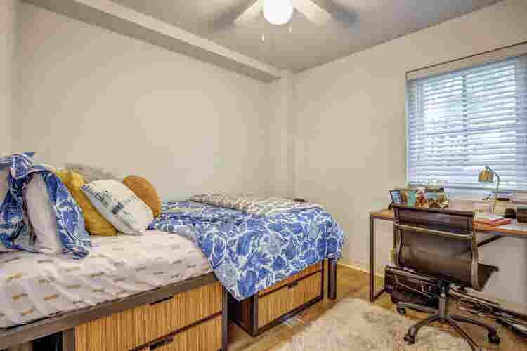 ROOM SUBLEASE  VANDY DOWNTOWN