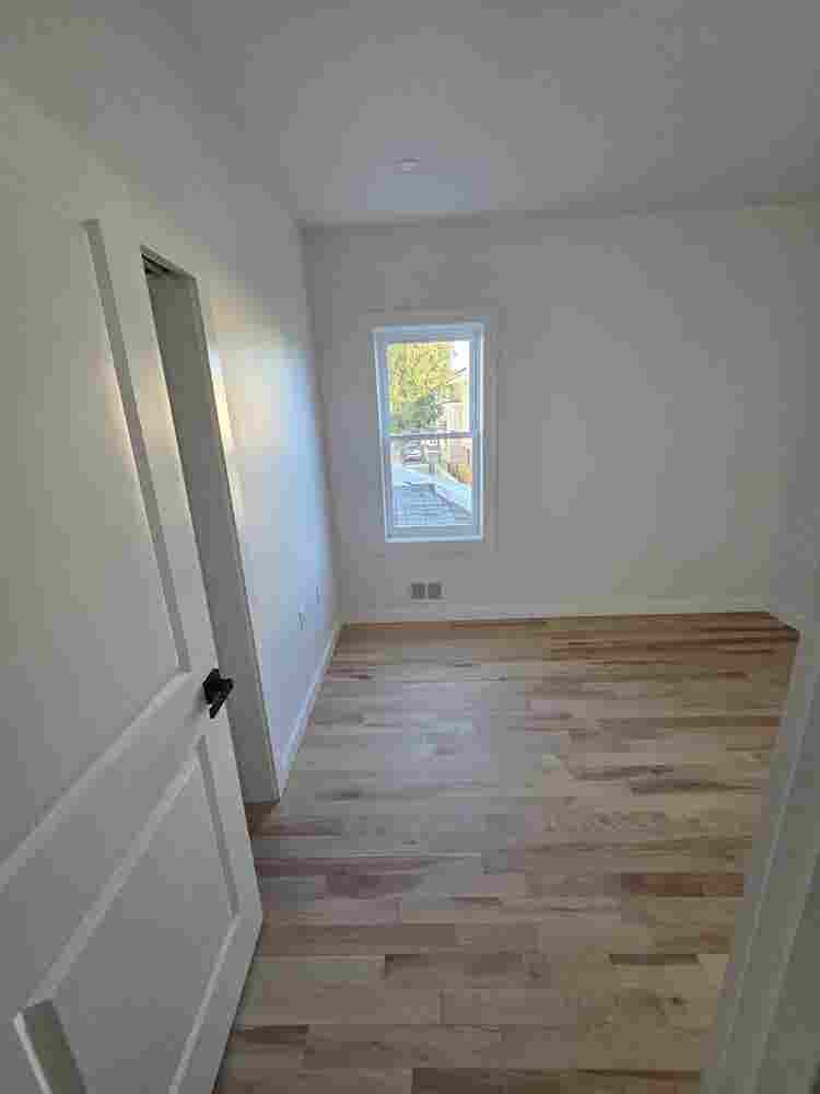 Bedroom to Share Common Area