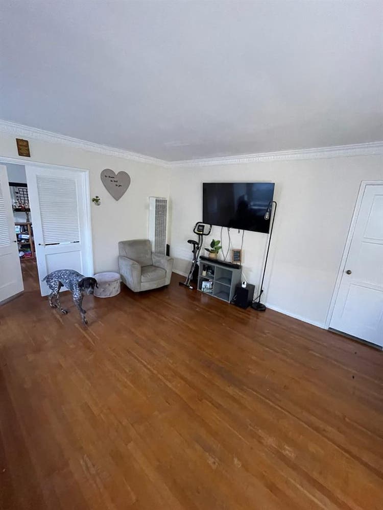 Roommate wanted in 3 bedroom home