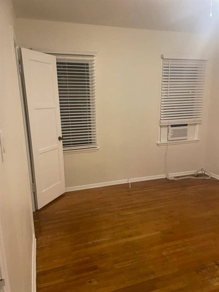 Roommate wanted in 3 bedroom home