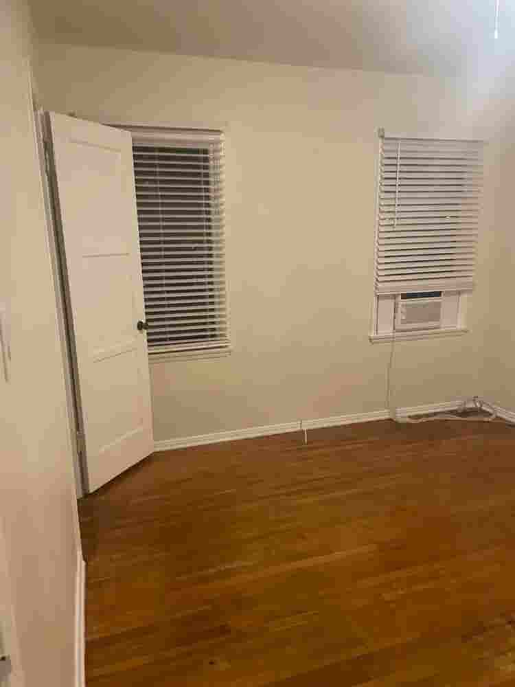 Roommate wanted in 3 bedroom home