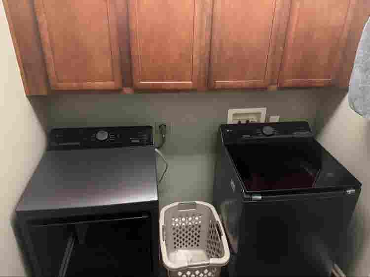 2 Rooms for Rent! Grove City