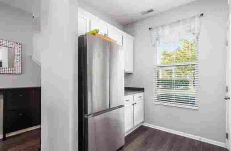 2 Rooms for Rent! Grove City