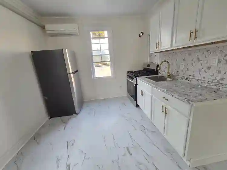 1 mid-size bedroom in a 3 bd apt