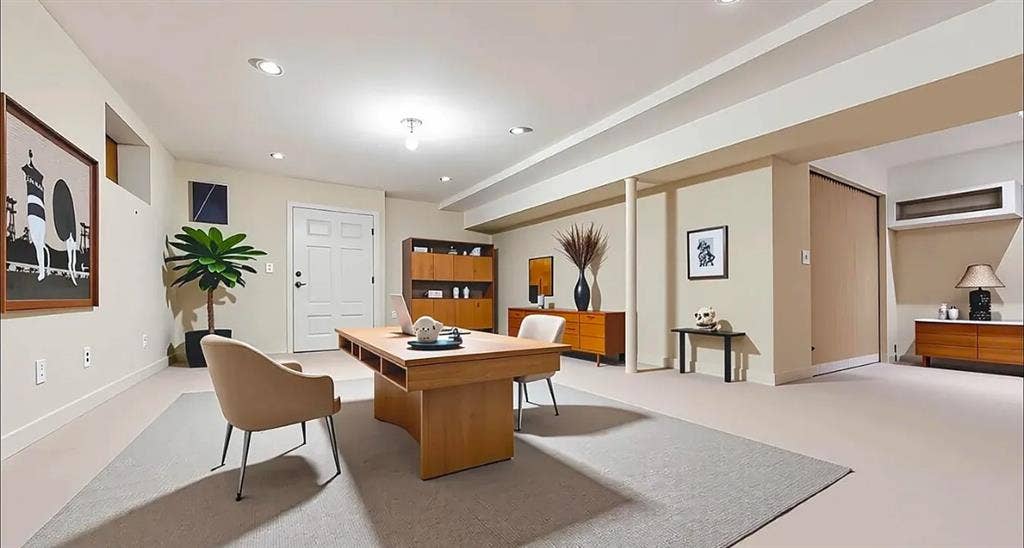 Private Room For Rent