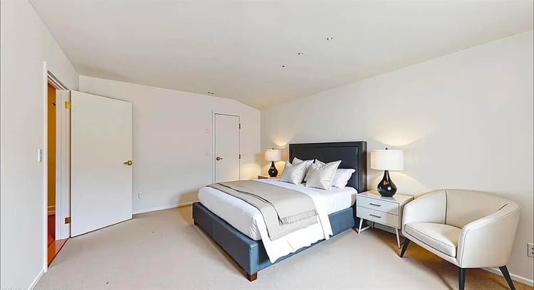 Private Room For Rent