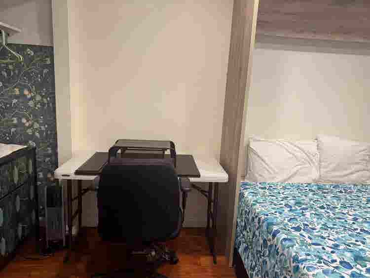 Furnished room + Kitchenette