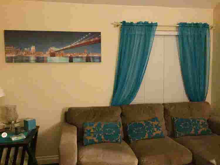 Large private room -Furnished VISTA