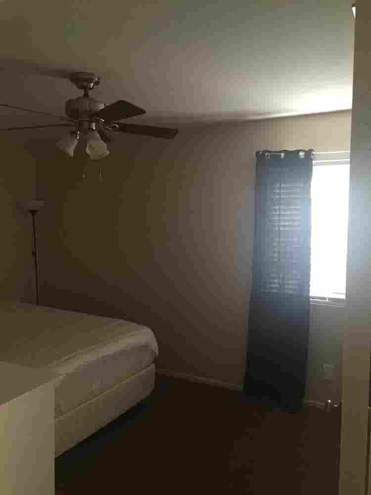 Large private room -Furnished VISTA