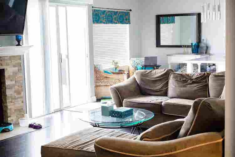 Large private room -Furnished VISTA
