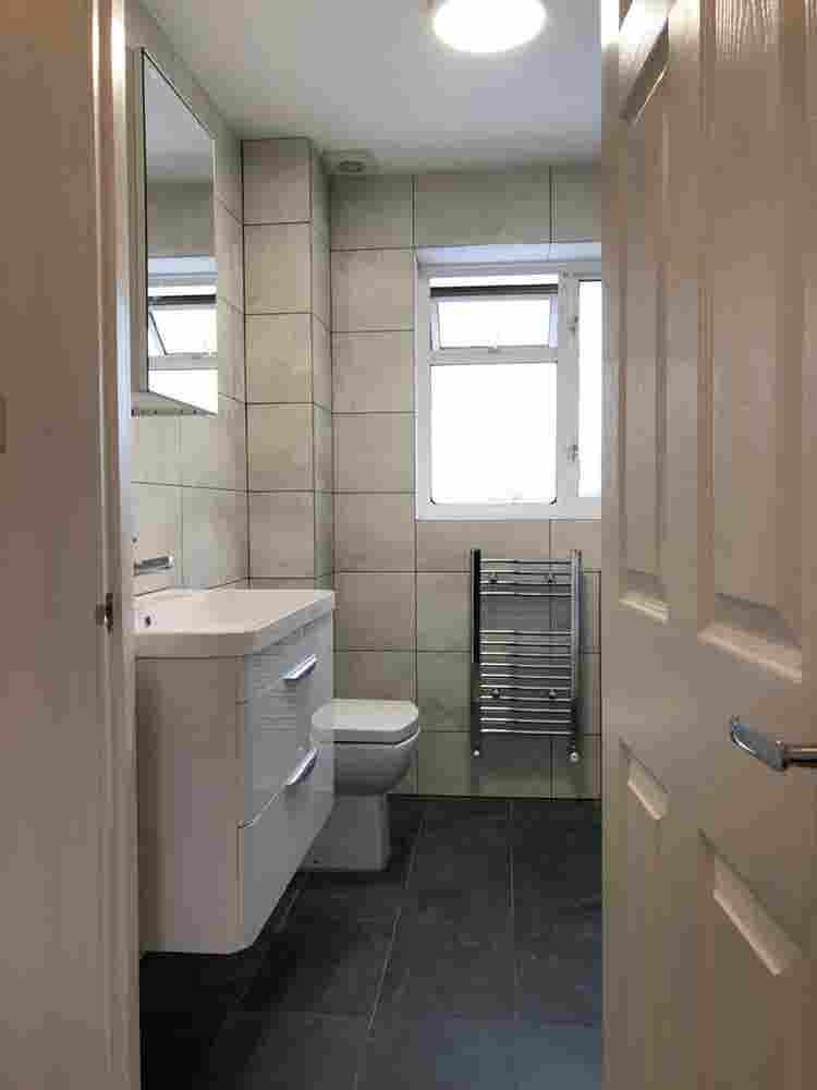 BRIGHT ENSUITE DOUBROOM AVAILABLE