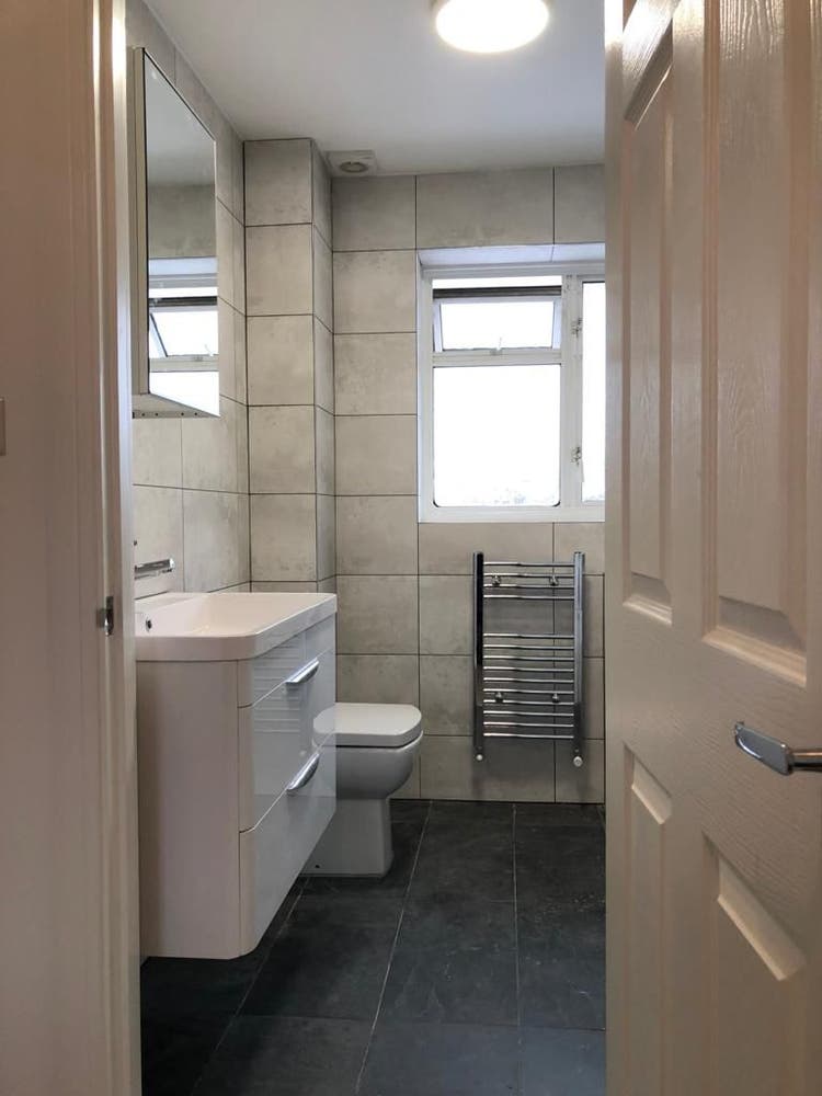 BRIGHT ENSUITE DOUBROOM AVAILABLE