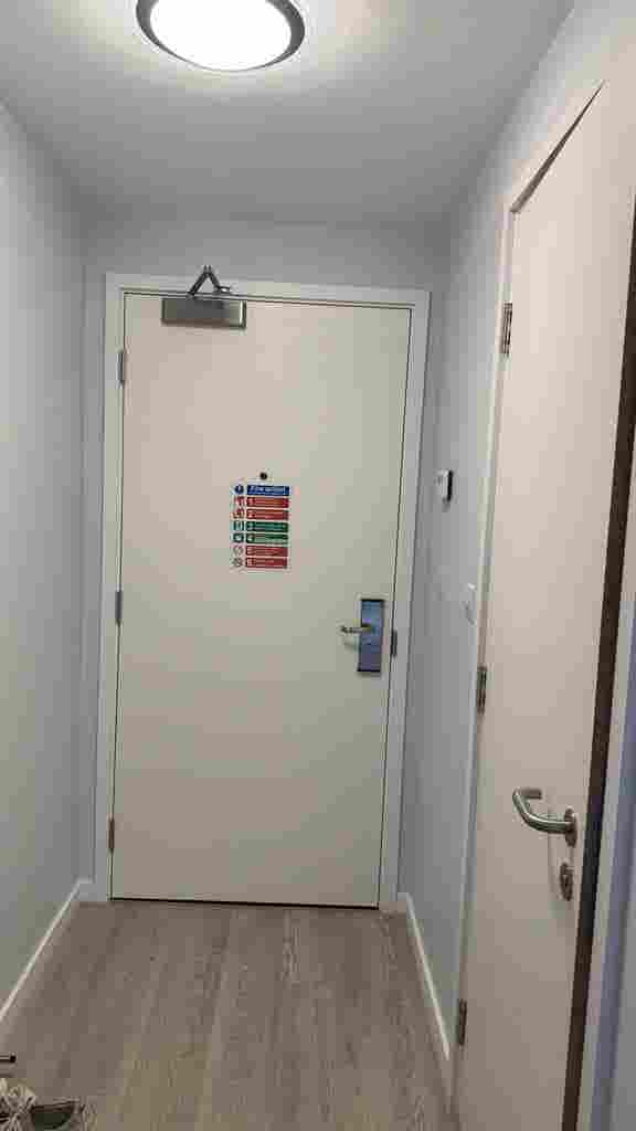 IQ City - Room