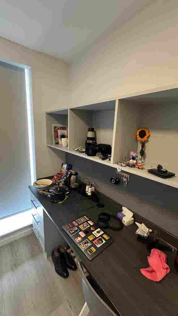 IQ City - Room