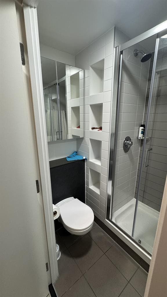 IQ City - Room
