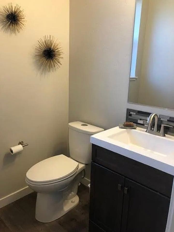 Room Near Downtown Boi & Freeway