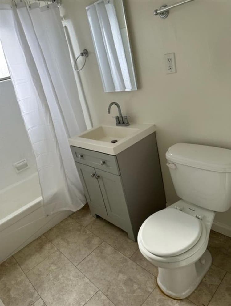 Private Room Available For Rent