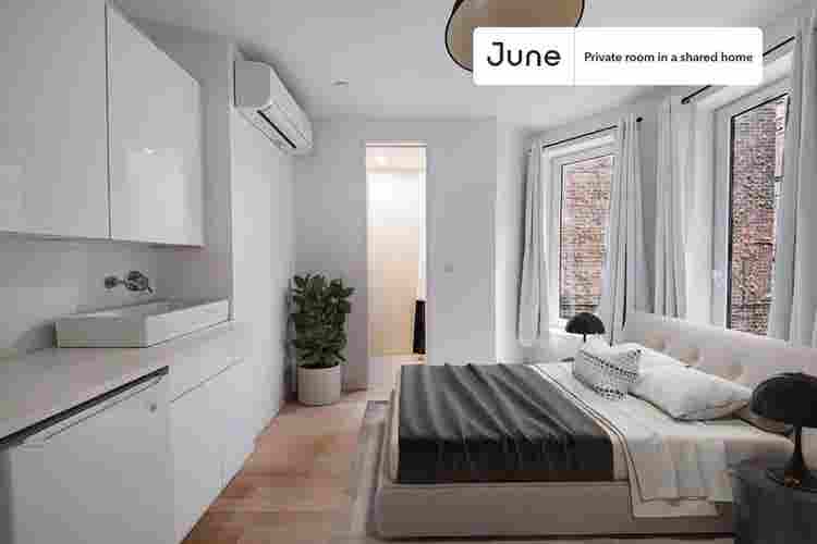 4 BR in New York City