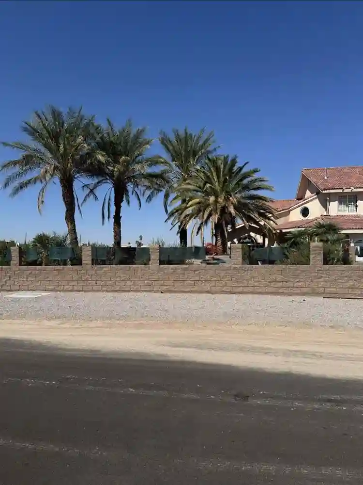 Exceptional Clean Safe Home Room