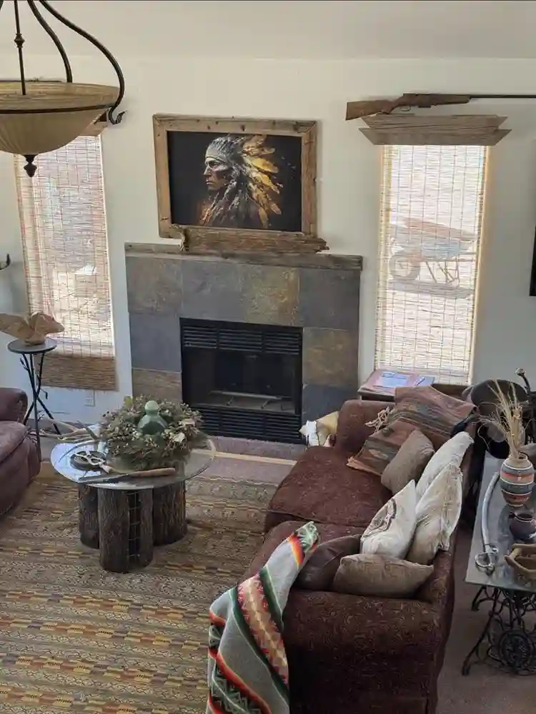 Exceptional Clean Safe Home Room