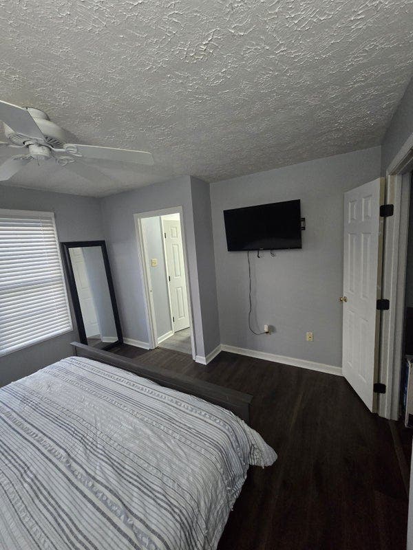 Large Room with Private Bath